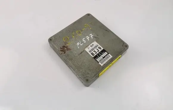 Mazda 323 Engine control unit/module ECU B3J918881