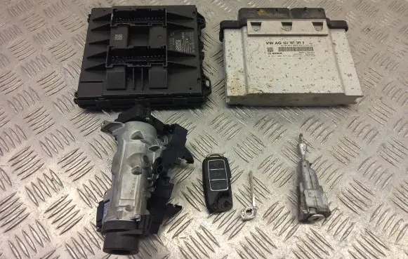 Volkswagen e-Up Engine ECU kit and lock set 0EA907309B