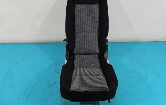 Peugeot 307 Second row seats IMPRK1415968