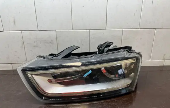 Audi Q3 8U Headlight/headlamp 8U0941005A