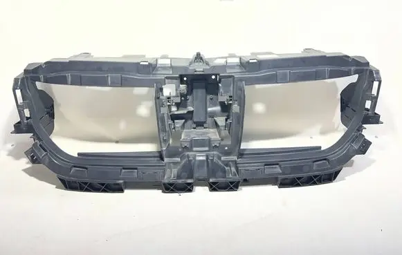 BMW X1 U11 Front grill 7011116