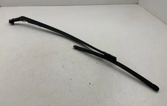 Toyota Avensis T270 Windshield/front glass wiper blade 