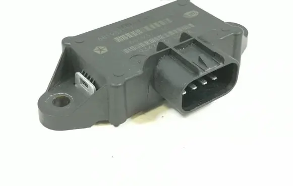 Chrysler Pacifica Fuel injection pump control unit/module 68193711AC