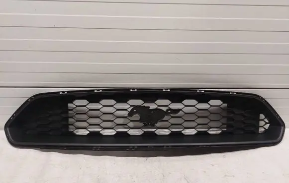 Ford Mustang VI Front bumper upper radiator grill JR3Z8200AD JR3B8200ADW