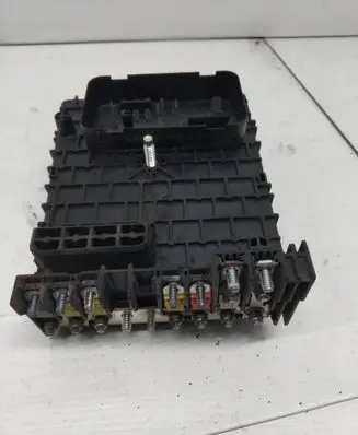 Volkswagen PASSAT B6 Fuse module 3C0937125 63592777