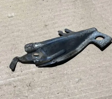 Audi A8 S8 D2 4D Other brake parts 4D0611845D