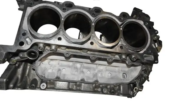 Lexus RC F Engine block 2080357 2UR
