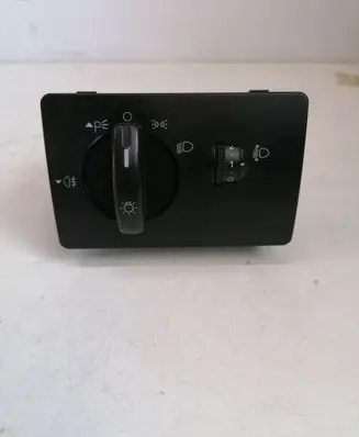 Ford Focus Light switch