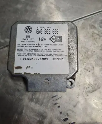 Volkswagen Transporter - Caravelle T4 Airbag control unit/module 6N0909603