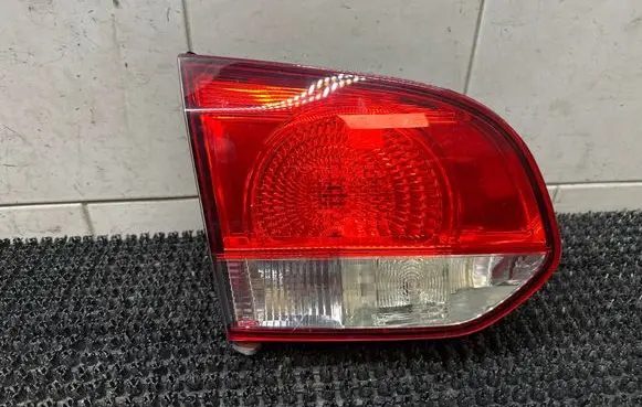 Volkswagen Golf VI Tailgate rear/tail lights 5K0945093J