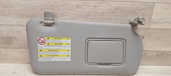 Mazda 5 Sun visor
