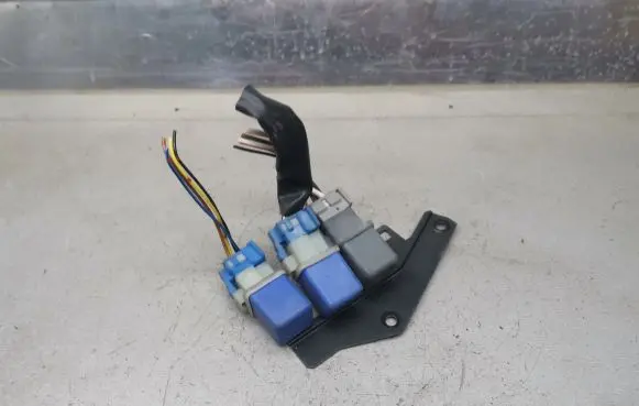 Nissan Vanette Other relay 25230C9962