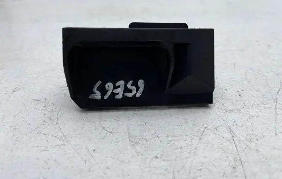 BMW 7 E65 E66 Radiator mount bracket 7508017