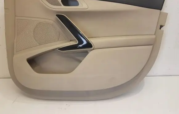 Peugeot 508 Front door card panel trim