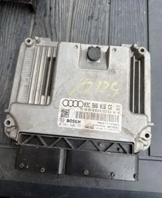 Audi A1 Engine control unit/module 03C906016CG 0261S06551
