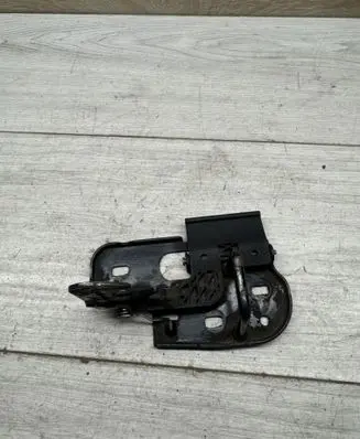Volkswagen PASSAT B6 Engine bonnet/hood lock/latch loop/hook 3C0823480