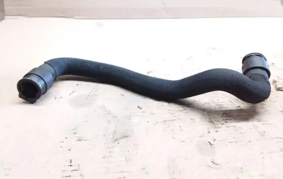 Peugeot 508 Engine coolant pipe/hose