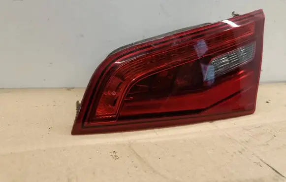 Audi A3 S3 8V Tailgate rear/tail lights 8V4945094A