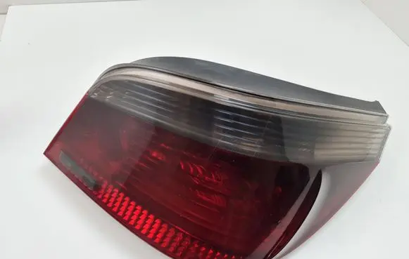 BMW 5 E60 E61 Rear/tail lights 6910768 6923306