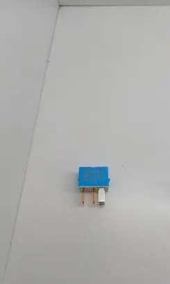 Toyota RAV 4 (XA40) Other relay 9098702027