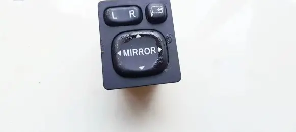 Toyota RAV 4 (XA30) Wing mirror switch 183575