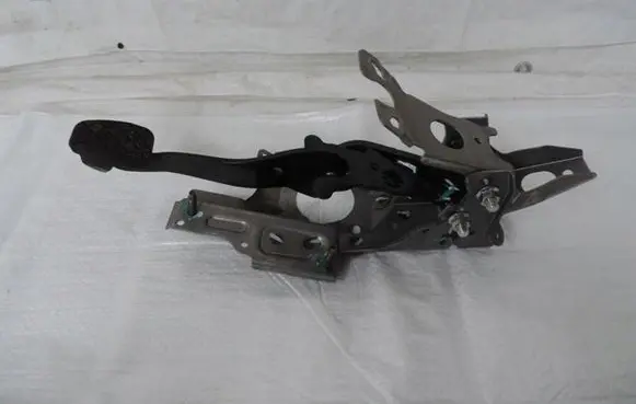 Ford Ecosport Brake pedal