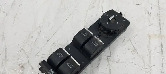Ford Kuga II Electric window control switch AM5T14A132CB