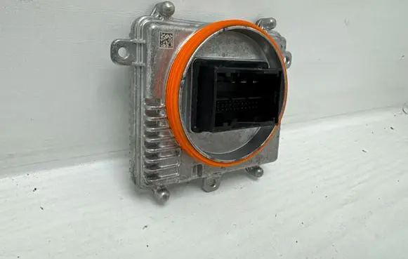 Volkswagen Golf VIII LED ballast control module 992941571AG 992941571A 10101500194