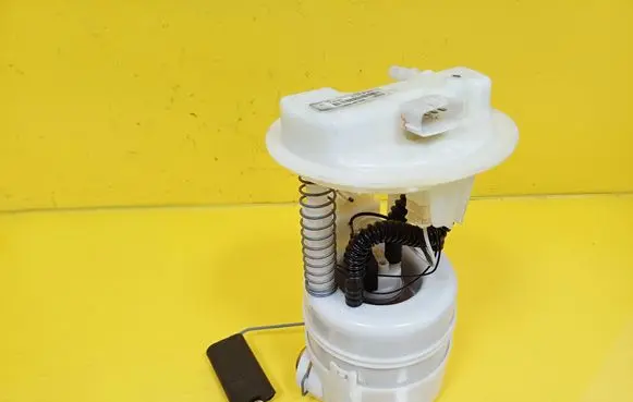 Nissan Note (E11) In-tank fuel pump 17040AX000HD