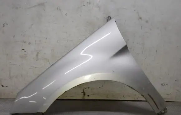 Mercedes-Benz B W245 Fender