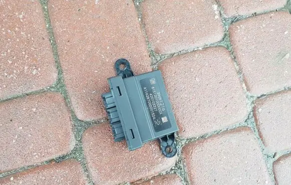 Opel Astra K Parking PDC control unit/module 39051216