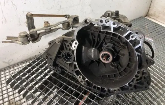 Opel Corsa D Manual 5 speed gearbox F17W394
