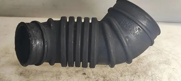 Mitsubishi Lancer VIII Air intake hose/pipe 1505A375 1505A386