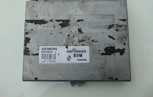 Renault Laguna I Engine control unit/module 7700867285