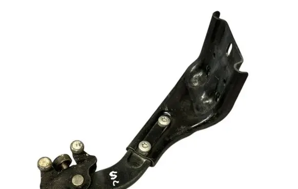 Mercedes-Benz Vito Viano W639 Sliding door lower roller guide/hinge A6397630014