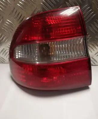 Volvo V70 Tailgate rear/tail lights 270602