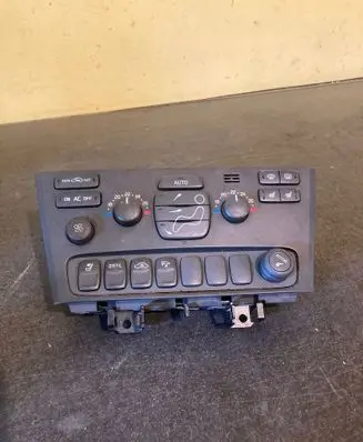 Volvo S60 Climate control unit 