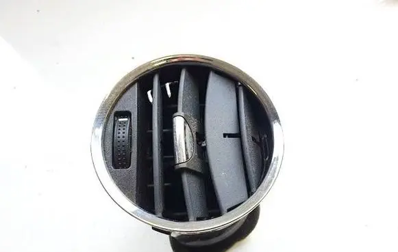 Opel Antara Dash center air vent grill 96661704