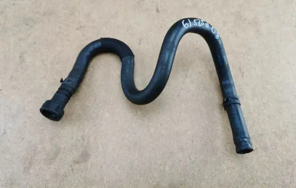BMW 5 E60 E61 Fuel return line/hose 13537797541 7797541 1353779754101