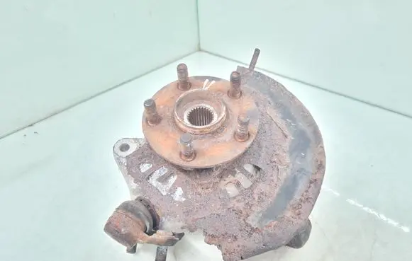 Front wheel hub spindle knuckle