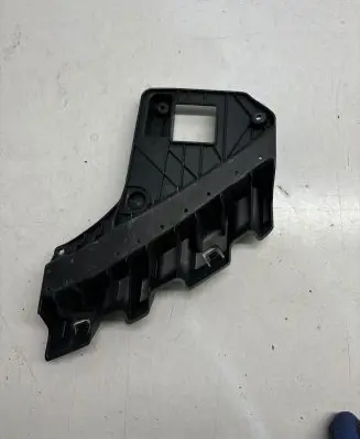 Tesla Model Y Headlight/headlamp mounting bracket 24546152