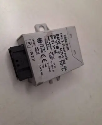 BMW 5 E39 Immobilizer control unit/module 61356905668 05393244 110187