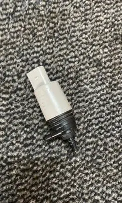 BMW 5 E60 E61 Windscreen/windshield washer pump 67126934159