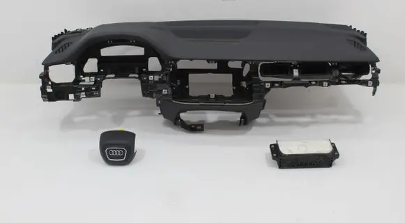Audi Q7 4M Dashboard 272KM