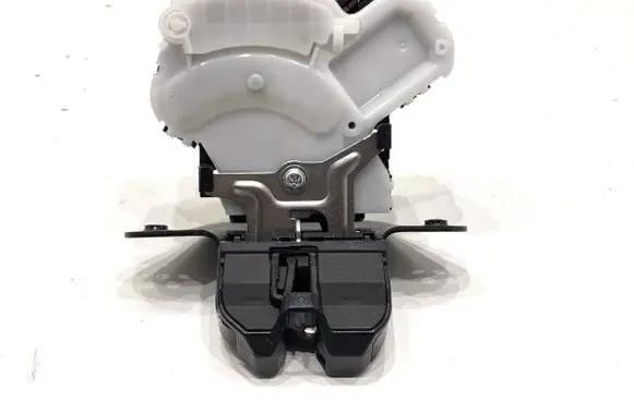 Mazda CX-3 Tailgate exterior lock 
