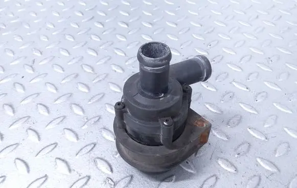 Volkswagen PASSAT CC Electric auxiliary coolant/water pump 1K0965561B 702074610