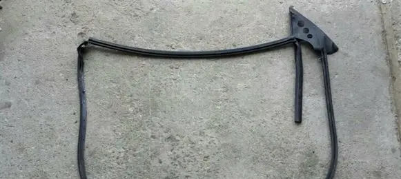 Audi S5 Rubber seal front coupe door 8T0837911