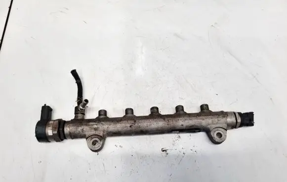 Fuel main line pipe