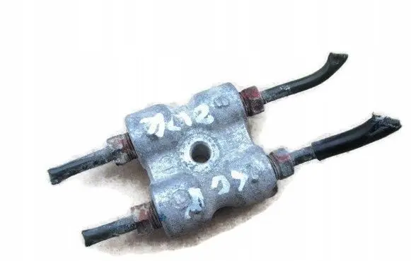 Citroen C4 Grand Picasso Fuel distributor 