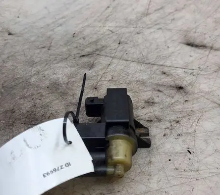 Opel Astra J Turbo solenoid valve 8981056561 70308500 12T234